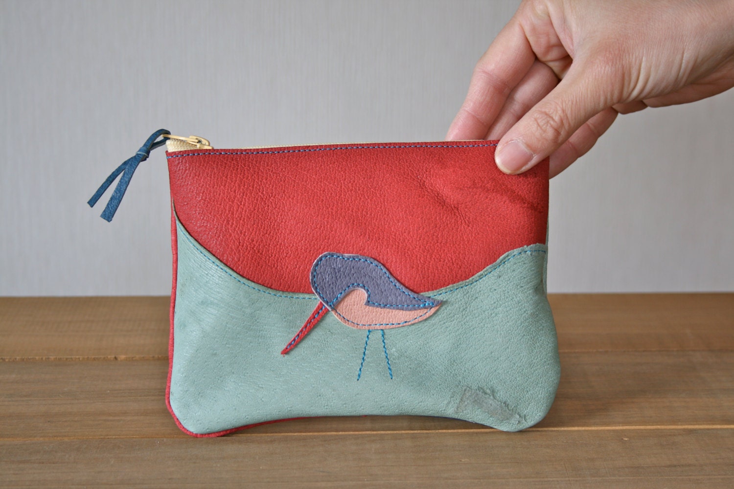 Handmade leather pouch, Upcycled, Oystercatcher, Camera, Flash, Zipper pouch, Pink liner, Eco-friendly
