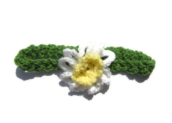 Daisy braided headband, crochet, custom made to order.