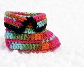 Rainbow Crochet Baby Boots // 0 to 6 Months