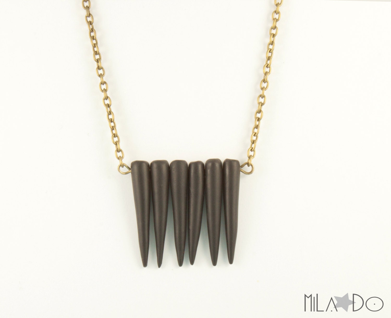 Nabi necklace in black - Tribal spikes - Ethnic jewelry - Primitive horn necklace