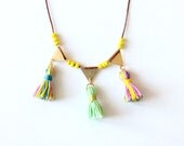 Pastel tassels and brass necklace " Lola " /// Green, yellow and pink