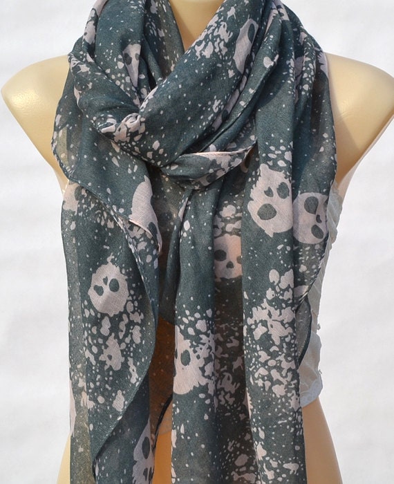 Fashion warm cotton scarf, abstract skull printed scarf gray, snowflake skull scarf, shawl, soft comfort women accessories