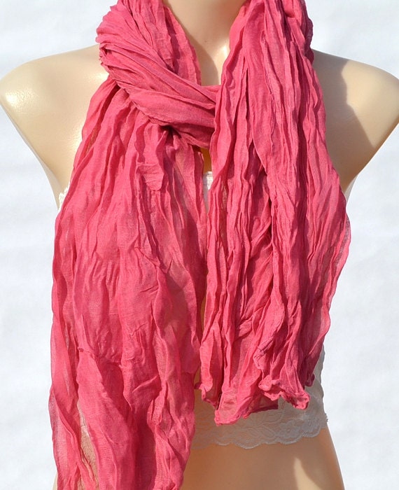 The fashion leisure cotton scarf, natural fold watermelon red scarf, shawl, soft and comfortable multifunctional female accessory