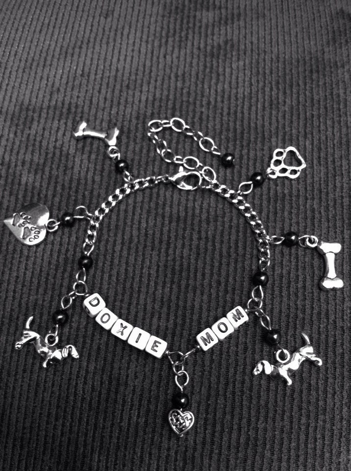 Doxie ( Dachshund ) Mom Charm Bracelet
