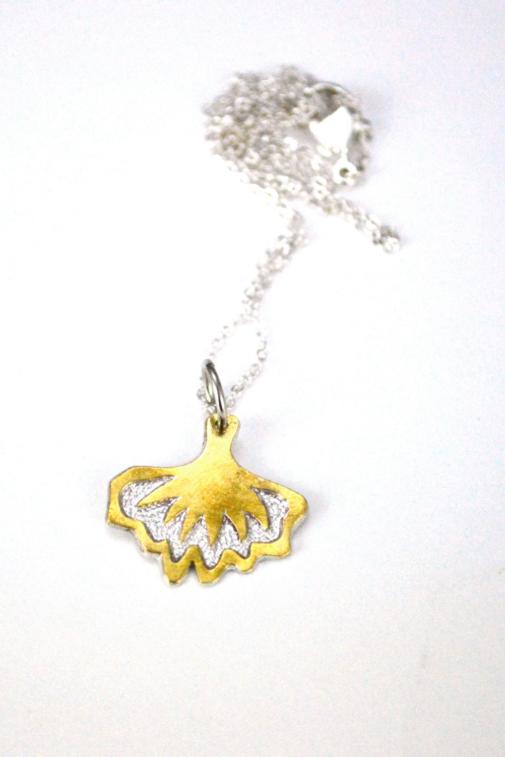 Small Gingko Leaf Textured Pendant