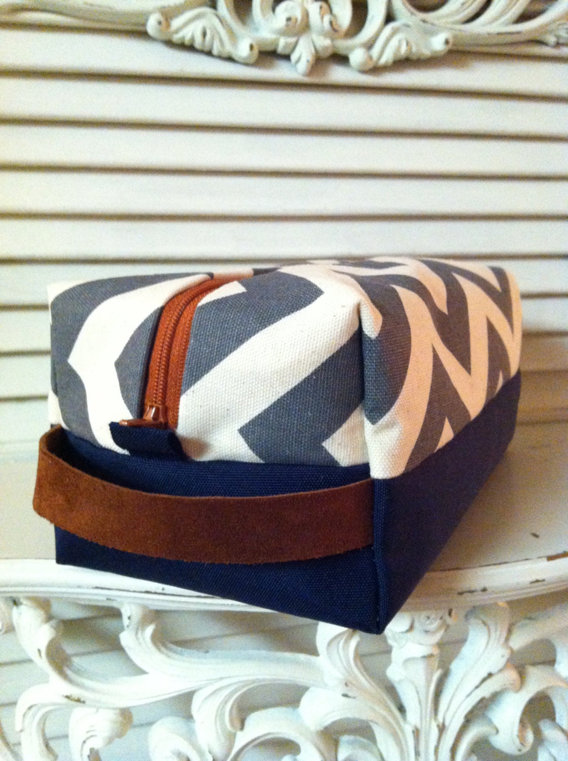 Chevron Men's toiletry bag // navy blue // Grooms men gift
