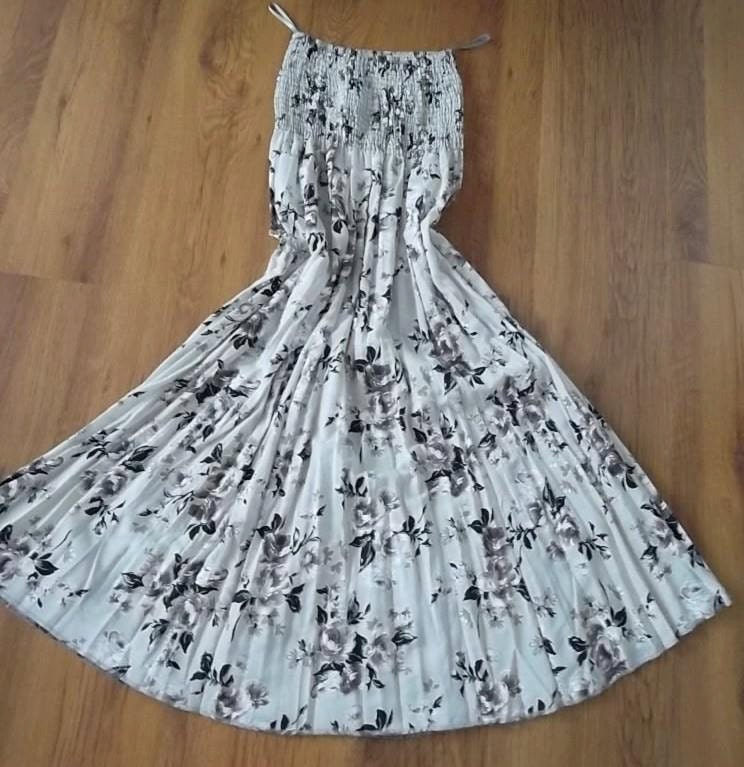 Skirt - Handmade  - Vintage Roses - Maxi Skirt - Gray