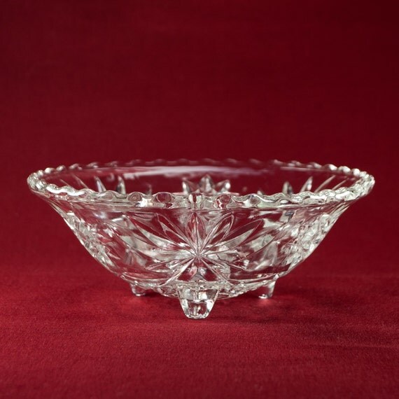 Anchor Hocking Footed Serving BowlEarly American Prescut GlassStar Of