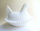 Vintage Milk Glass Chicken Trinket Dish, Milk Glass Hen Treasure Dish, White Lidded Trinket Dish, Storage Container