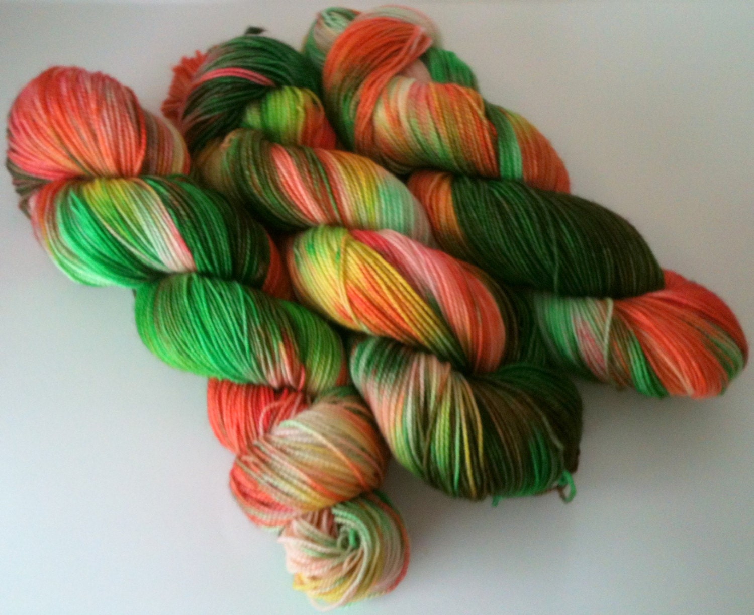 Miracle Superwash BFL Fingering Sock Yarn - Motel Curtains