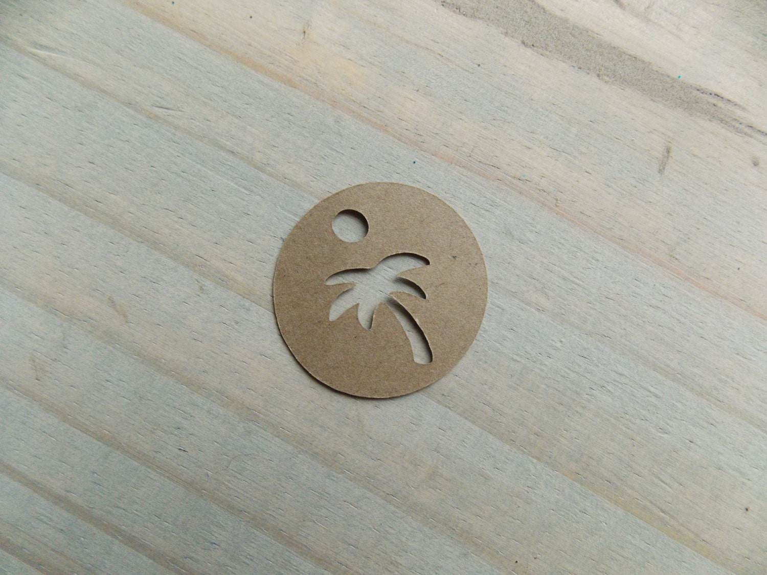 30 Palm Tree Kraft Brown Round Tag Labels 1.5 inch Round Gift Tags Blank Kraft Brown Gift Tags Round Wedding Gift Tags DIY Gift Tags