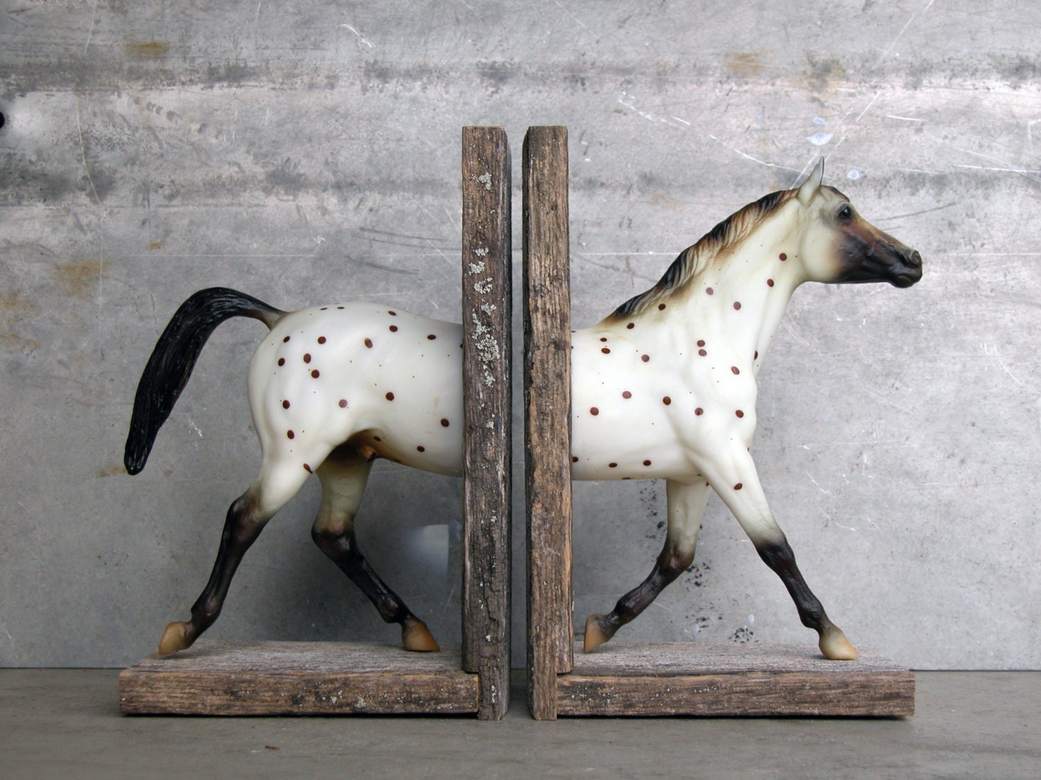 Polka Dot Sculpture Horse Bookend - EQUINEbyLauren