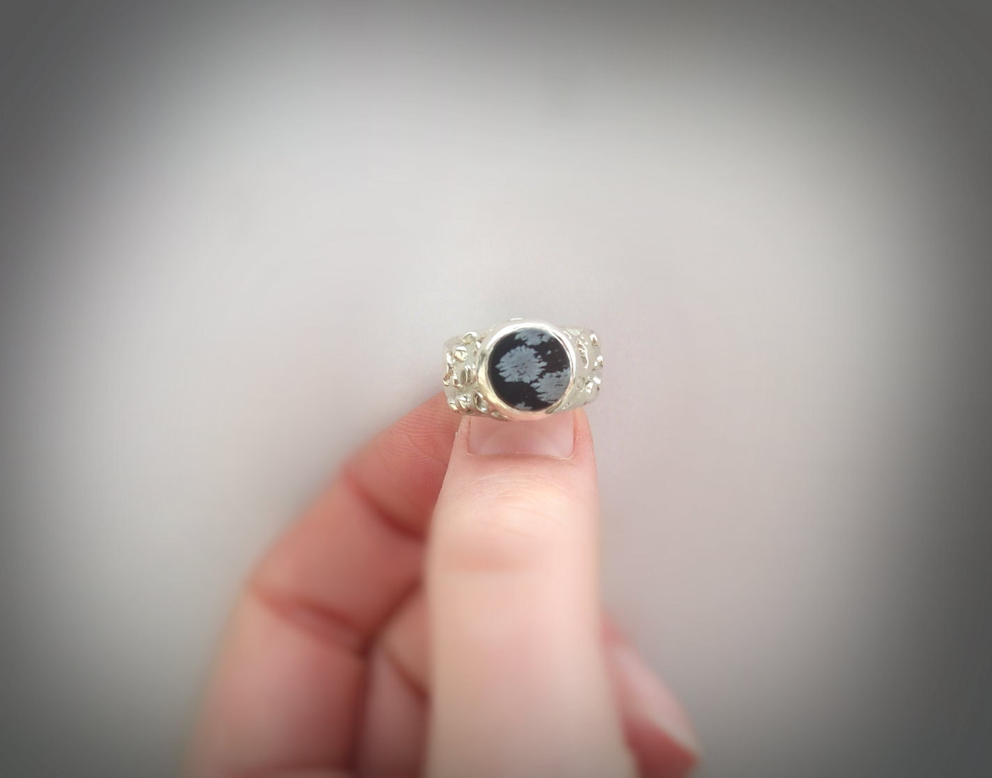 Snowflakes Sterling Silver Ring - Black - White - Pinky - Size 6 1/4 US