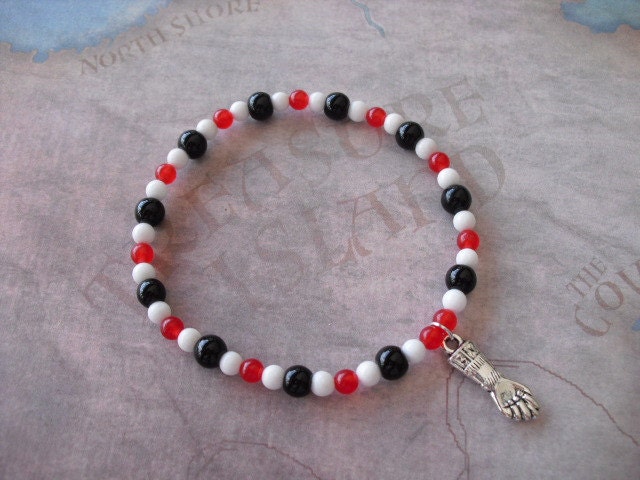 Azabache (figa hand) & white quartz bracelet