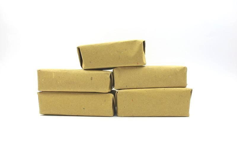 CUSTOM SET. 5 BARS. Choose any five full-size soap bars. Vegan, all natural, handcrafted in Italy. Handmade jute bag.