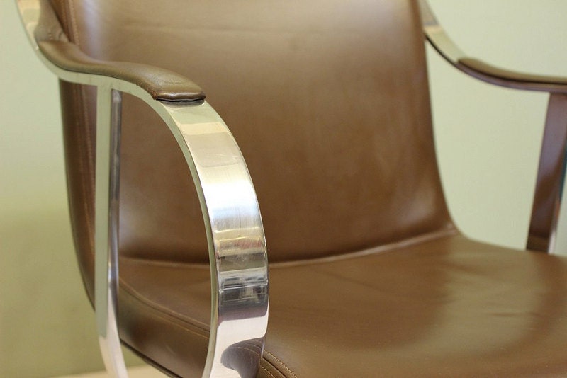 Mid Century Modern Chairs // 70s Chrome & Leather STEELCASE Chair by Warren Platner // Designer Hollywood Regency Swivel Chairs