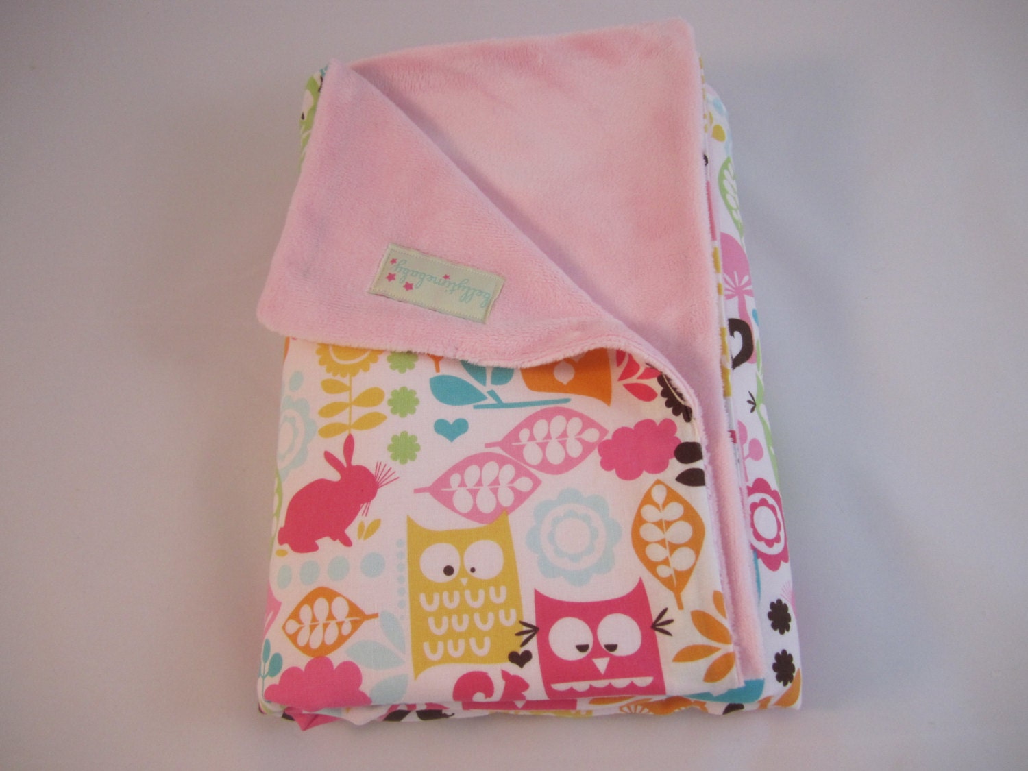 OWL hand made baby blanket with soft minky.  Perfect for babies 1st blanket or a wonderful gift