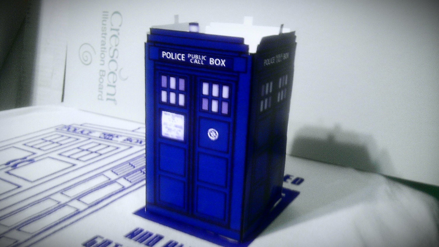 Paper Tardis ( pdf Template ) .......NEW LOW PRICE ......