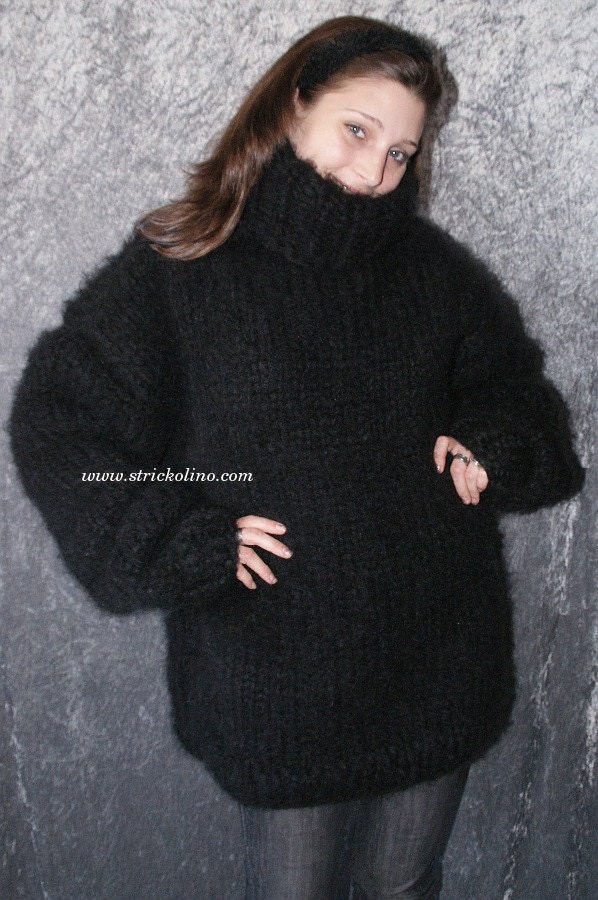 3 kg fluffy chunky mohair turtleneck sweater hand knitted by Strickolino