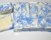 Moisturizing & Luxurious Handmade Soap with Bees Wax