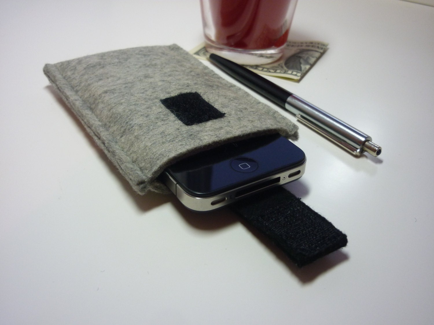 iPhone 3, 4, 4S ,5 Sleeve/ iPhone 3, 4, 4S, 5 Cover/ iPhone 3, 4, 4S, 5 Case - 100% merino wool felt - light-grey