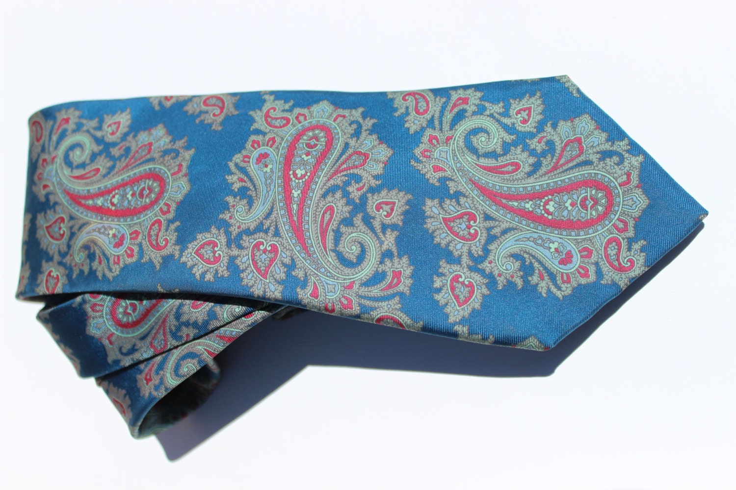 Vintage Designer Claybrooke Men's Necktie Pure Silk Blue Burgundy Silver Paisley Pattern, Gift for Him, Formal Attire, High Fashion