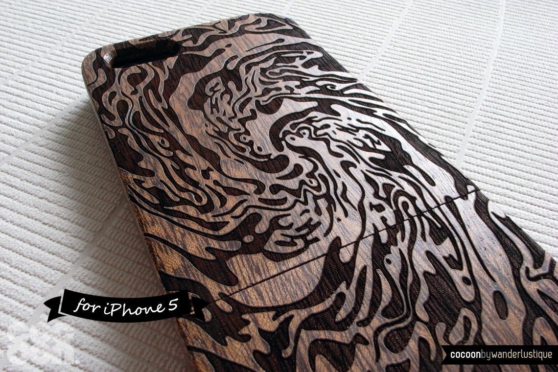 SALE30%OFF: Natural Wood iPhone 5 Case - Engraved Whirlpool iPhone Case // Sea, Water, 3D, Sculpture, Sapele Wood, Art, Laser Engraving
