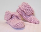 Socks Slippers in Wool. Custom colour and size. Hand knitted for women.