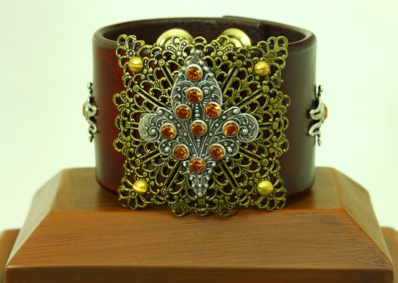 Princess, Fleur De Lis, Brown, Cuff, Leather