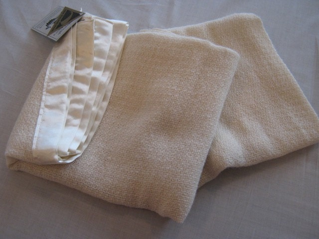 White Baby Blankets of Luxurious Alpaca, Merino and Lambswool