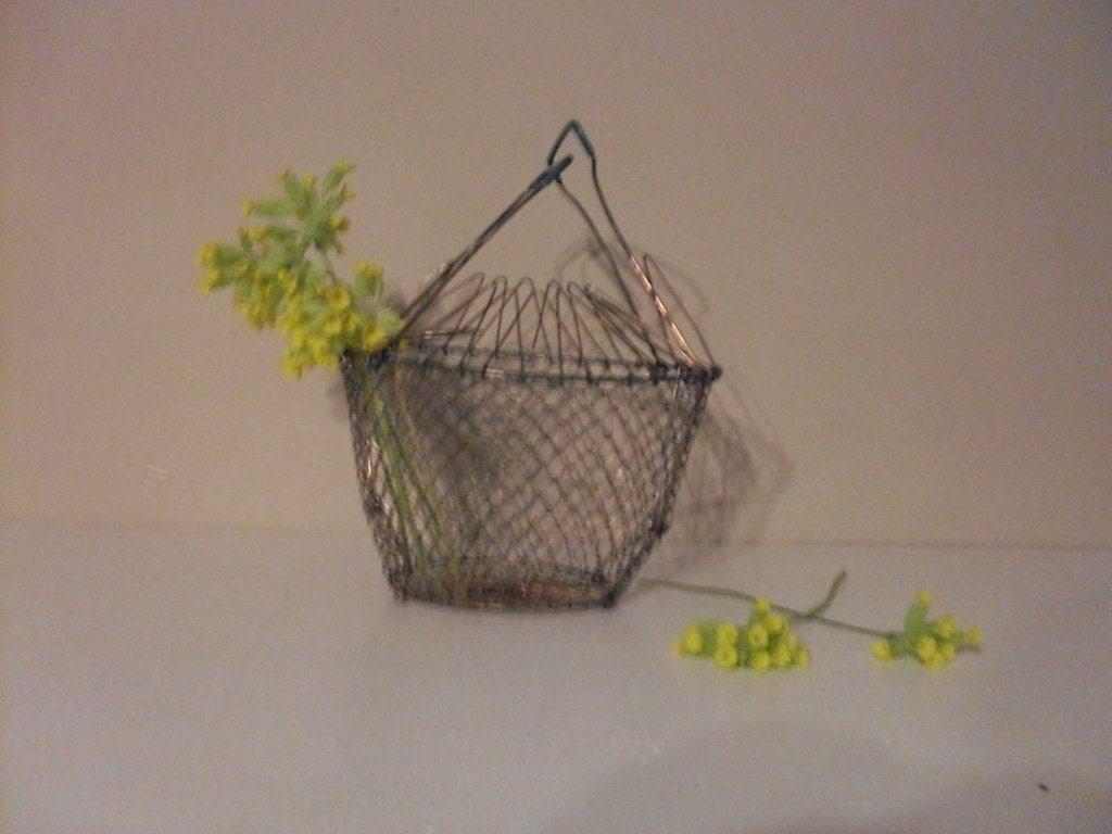 vintage french basket metal // metal cart//salad cart//kitchenware//french rustic//french country home//kitchen home decor// country chic