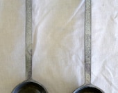 Vintage Aluminum Metal Fluer de Lis Fork And Spoon Salad Server Kitchen Utensils