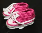 Newborn Girl's crochet high top booties