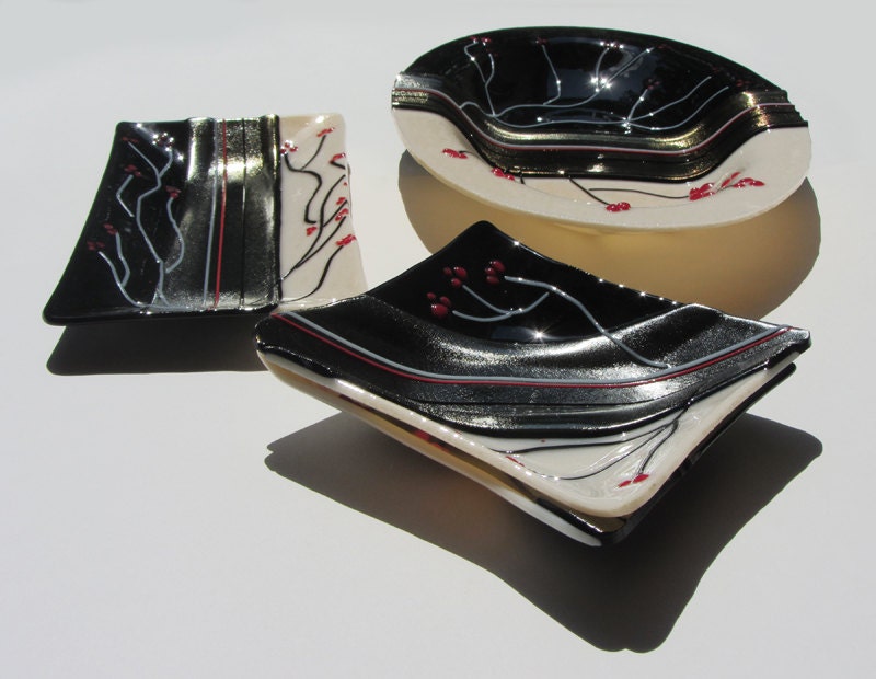 Gorgeous four glass plate serving set