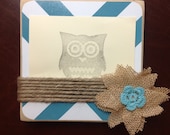 Handmade wooden 4x6 turquoise and white chevron print with natural jute and crotchet flower accent