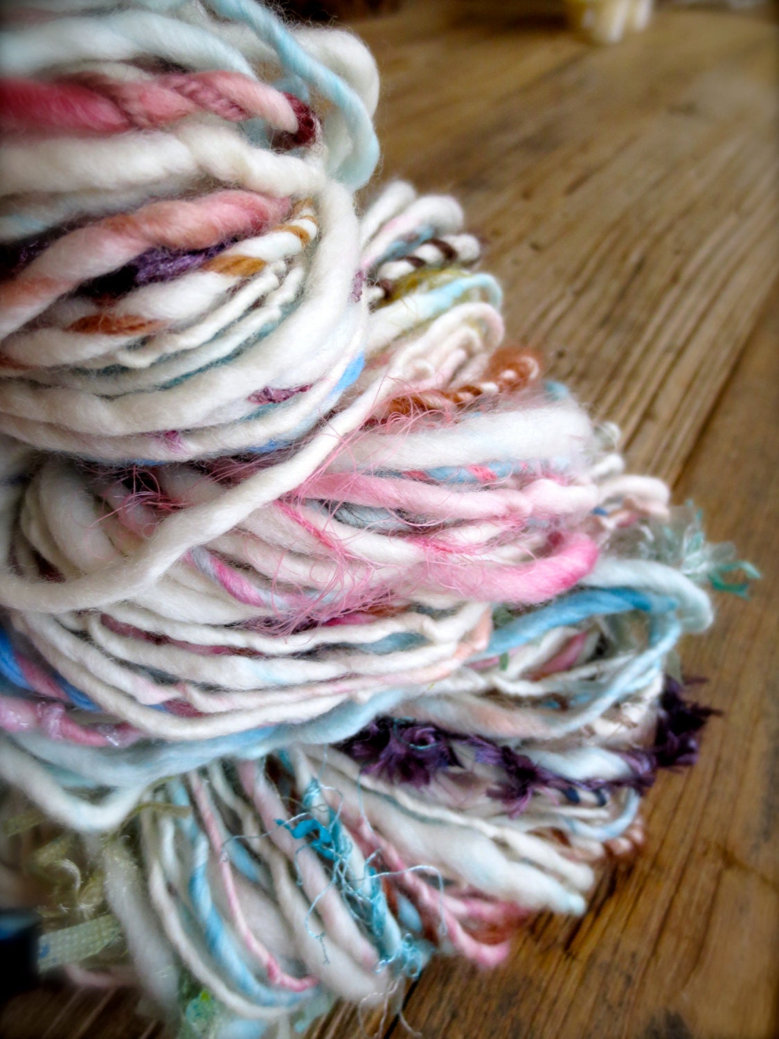 gypsy in seashore : handspun handpainted art yarn merino wool / hand painted hand dyed hand spun