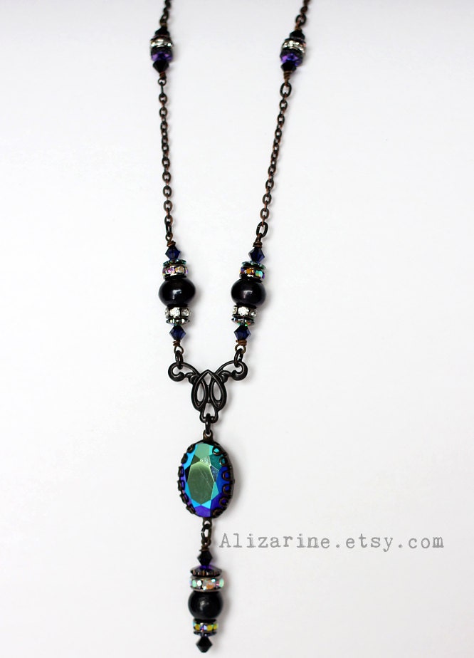 Carpe Noctem - black brass necklace with vintage glass
