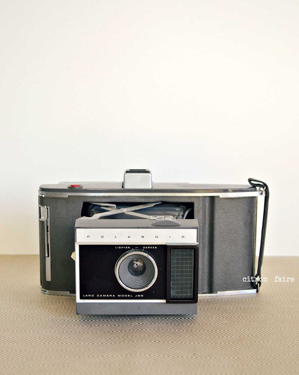 Polaroid Land Camera Model J66