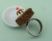 Brownie Sundae Ring