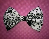 Flora de los Muertos Skull Lace Black and White Fabric Hair Bow