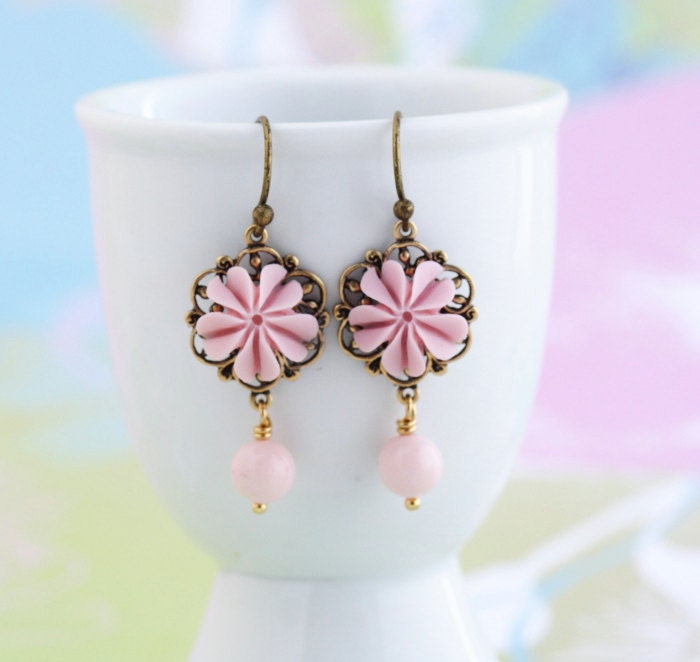 Soft Pink Earrings, Flower Earrings, Baby Pink, Wedding Jewelry, Bridesmaids Gifts, Drop Earrings
