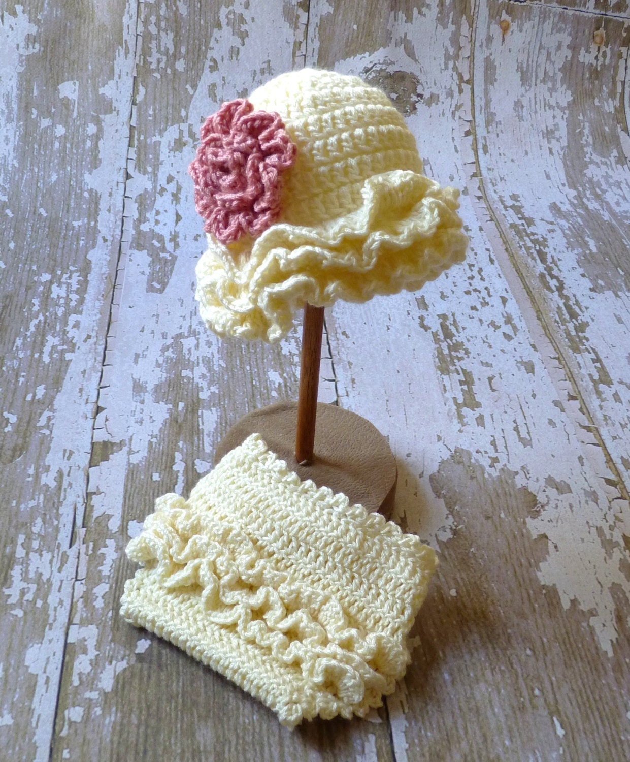 Baby Photo Prop Hat &  Diaper Cover  - Newborn Photography Porps -  Hand Crochet - Choose your size and color