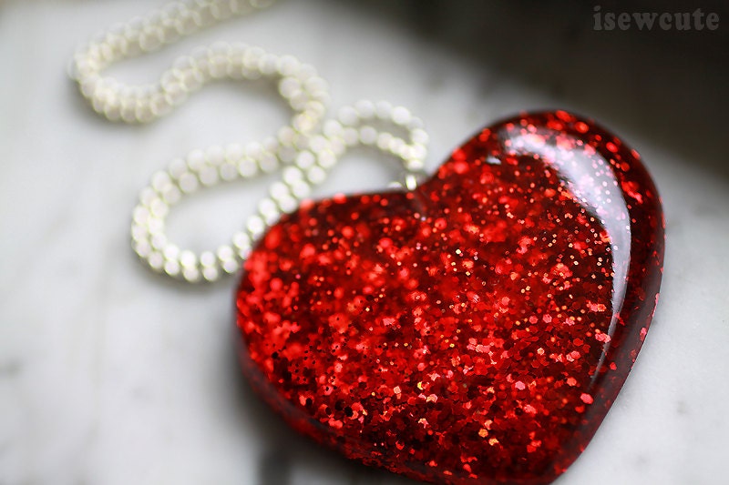 Jewelry Giant Heart - Red Resin Pendant Necklace - Ruby Scarlet Red - Large Statement Necklace Big Heart Pendant - Handmade isewcute
