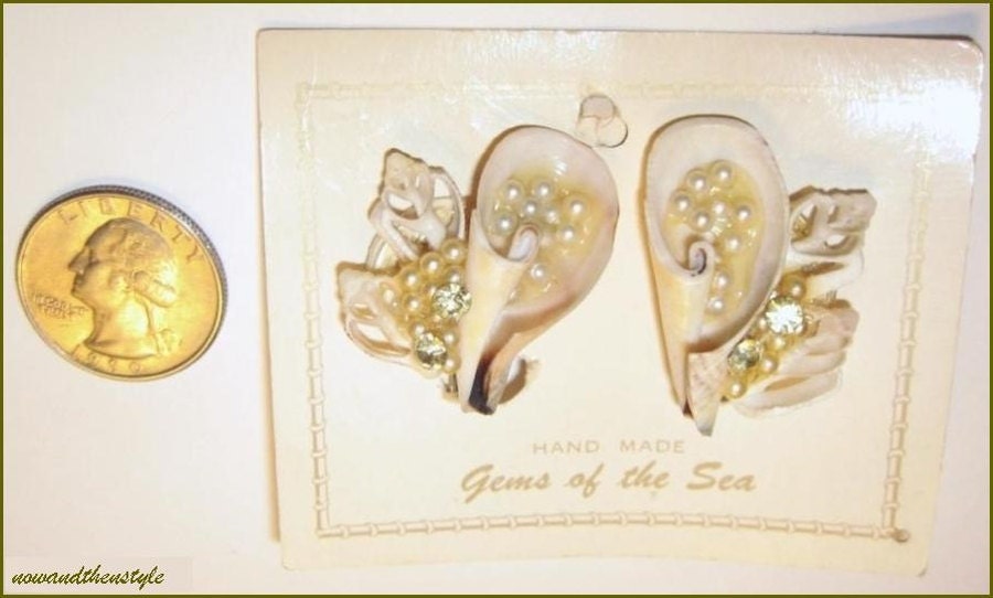 Vintage 1950s Clip Earrings Hawaiiana White Seashells  Rhinestones Pearls New Old Stock Beach Bride