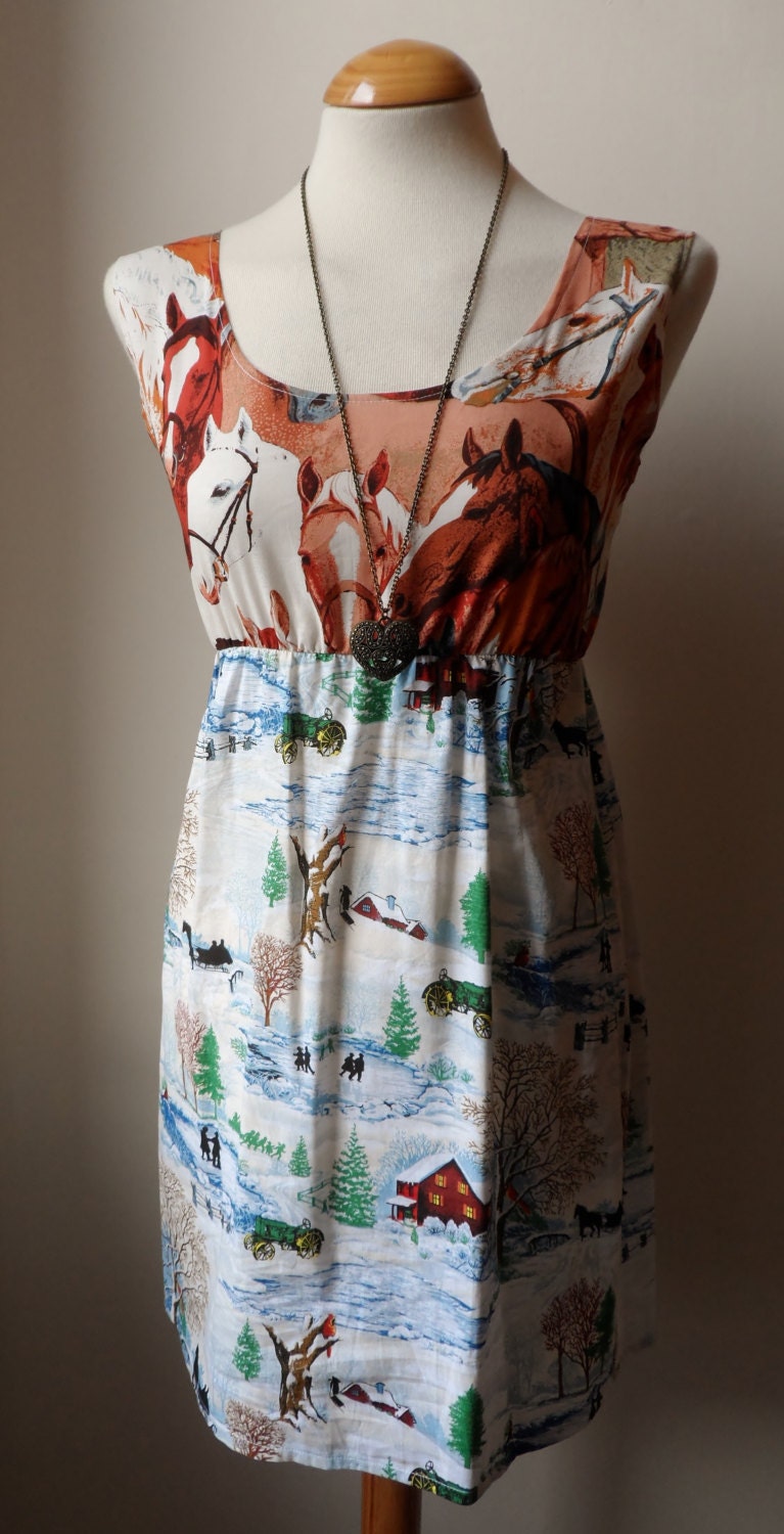 Dress with Beautiful Wild Horses and a Winter Outdoor Scene / Handmade / XS S