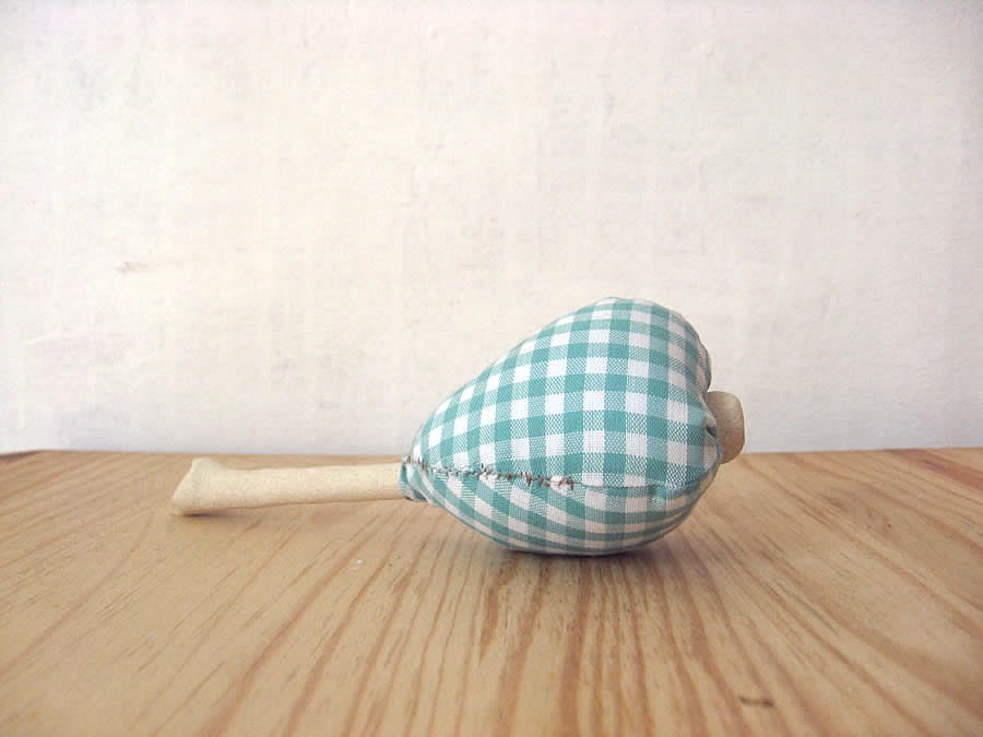 Vegan Muslitos. Handmolded artistic ceramic. Limited Edition of unglazed white clay pieces.