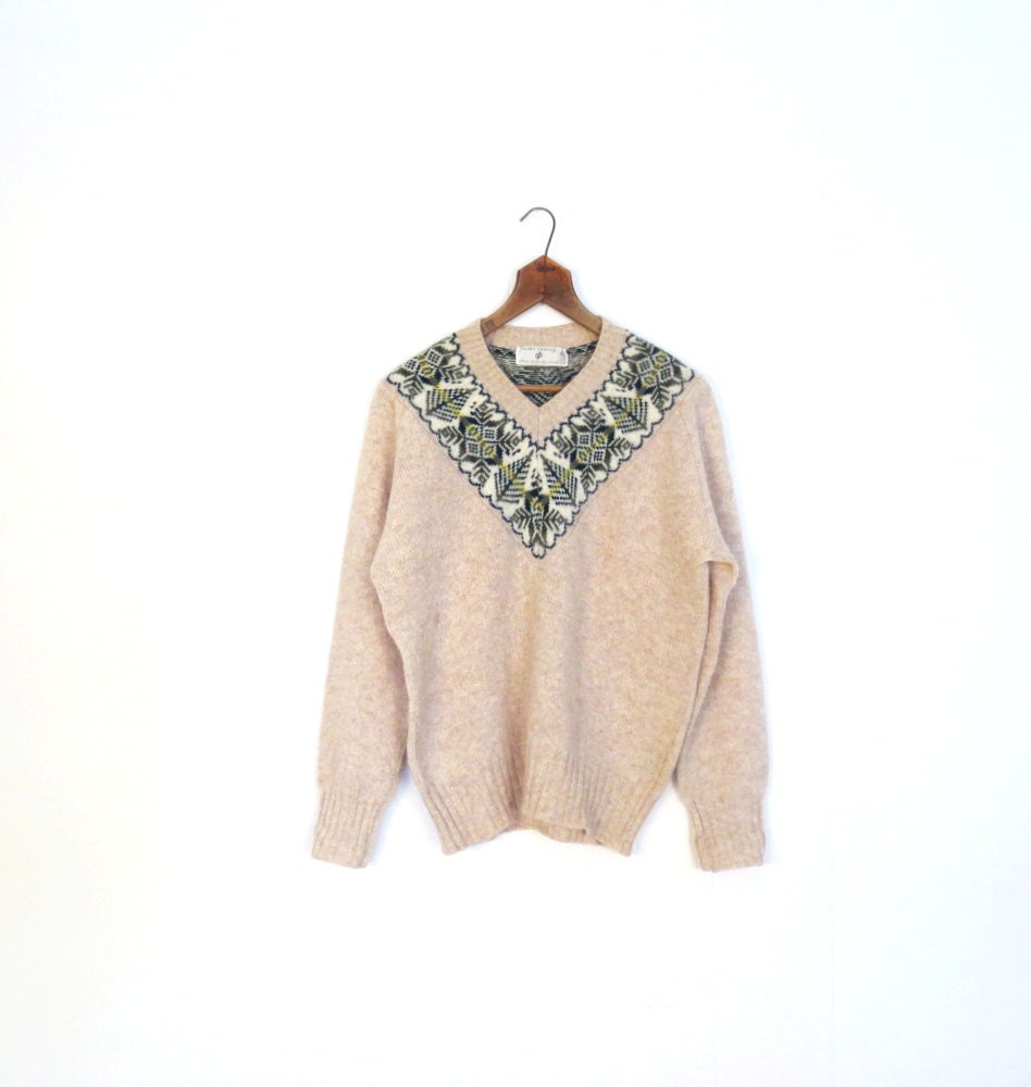 Men's Wool Sweater / Scottish Wool / Trees and Snowflakes / Medium M