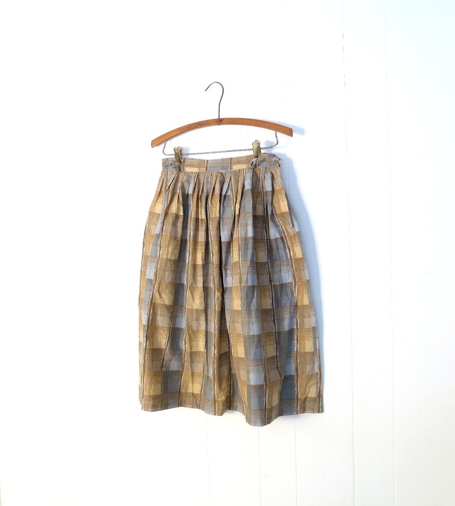 Vintage 50s Skirt / Plaid Skirt / 1950s Full Skirt / 26W XS