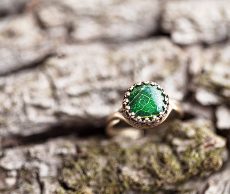 Green leaf ring - Adjustable ring - Rustic jewelry (R056)