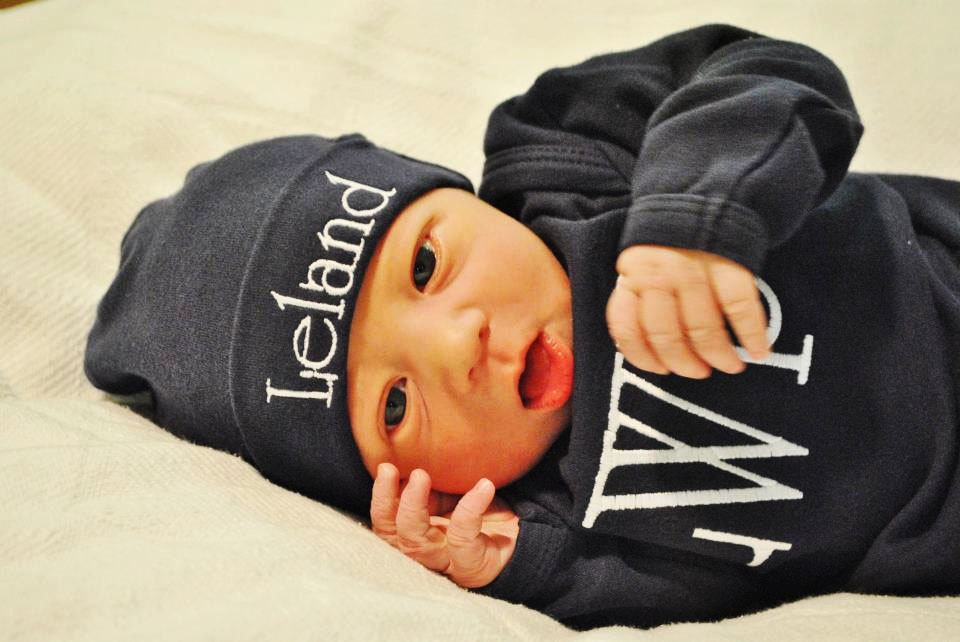 Personalized Newborn Baby Gown and Beanie Hat Combo /  Several color options